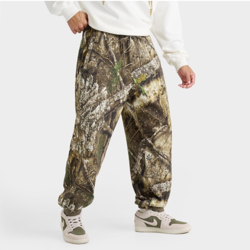 Mossy Oak hunter camouflage men’s joggers size XL